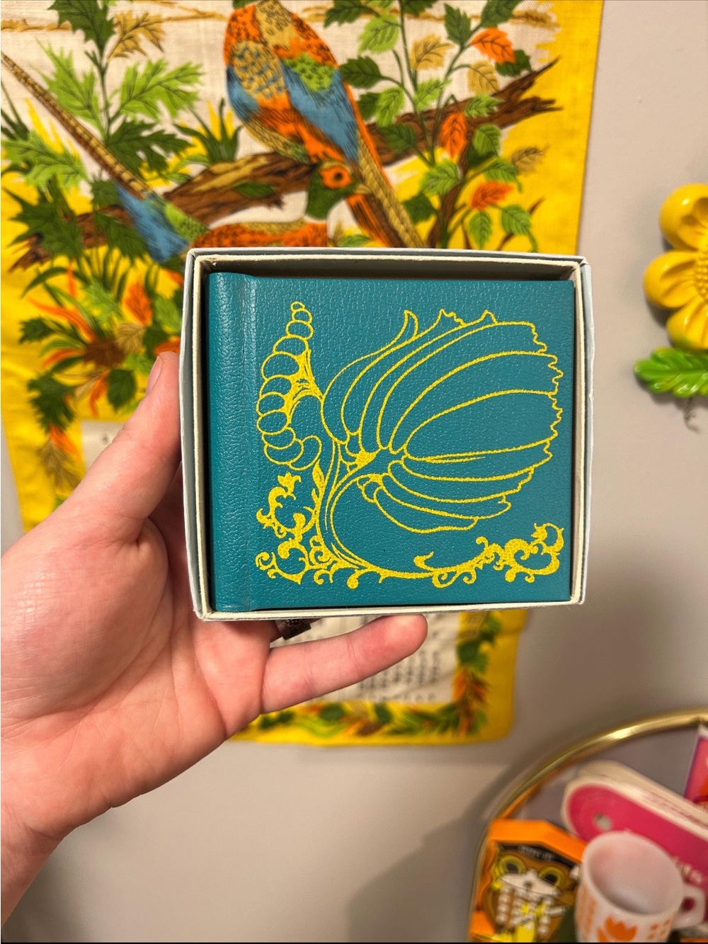 Vintage Blue and Yellow Mini Polaroid Photo Album NIB - Picture 2 of 6